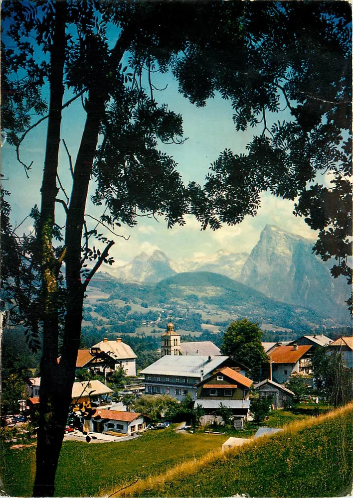 Morillon (Haute-Savoie) — Panorama über den Massif du Criou — Éditions CAP, Nr. 15 - Vorderseite