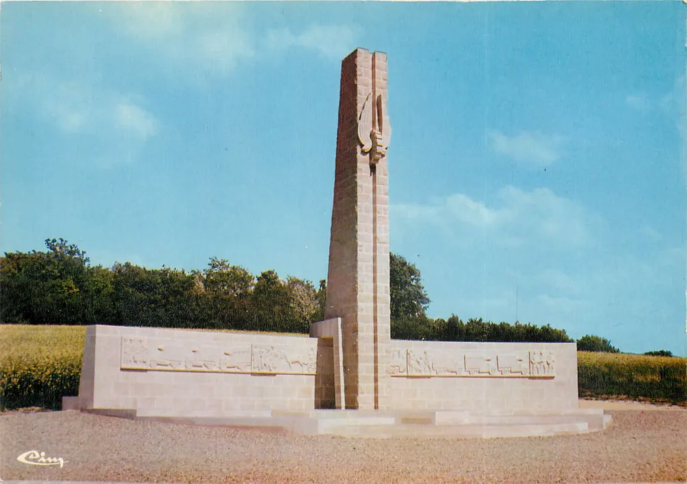 Verdun (Meuse) — Gedenkstätte der Heiligen Straße — Combibier Imprimeur Mâcon - Vorderseite
