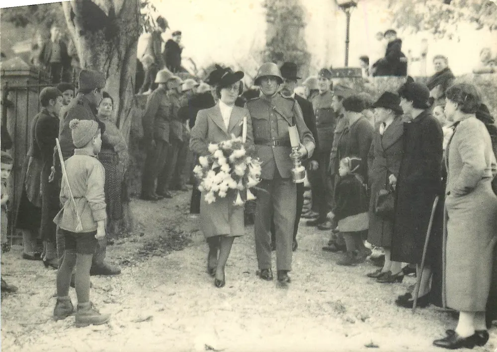 Casamento militar — Baulmes, 1940 — Alphonse Deriaz, n° 14444 - Frente