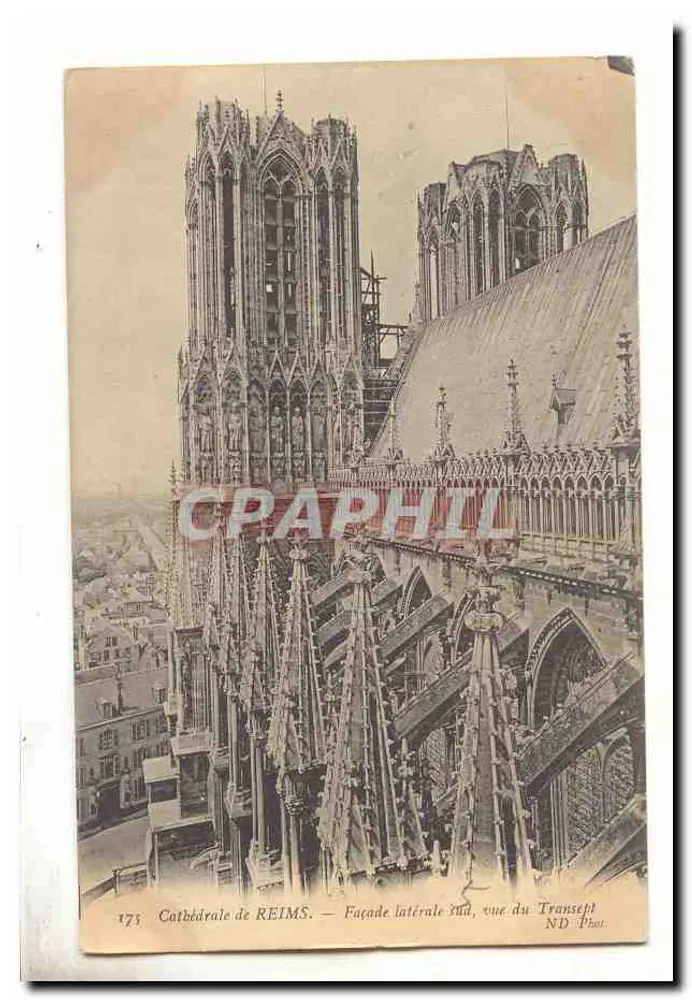 Catedral de REIMS — Fachada Lateral Sul, vista do Transepto - Frente