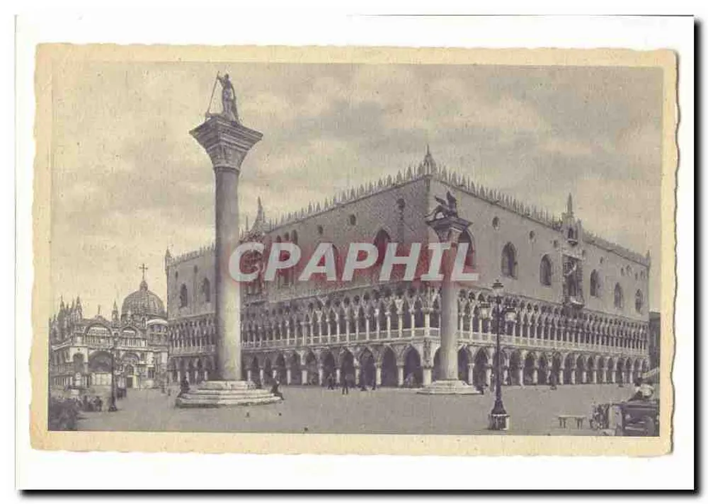 Piazza San Marco — Ansicht mit der Säule von San Marco und dem Palazzo Ducale - Vorderseite