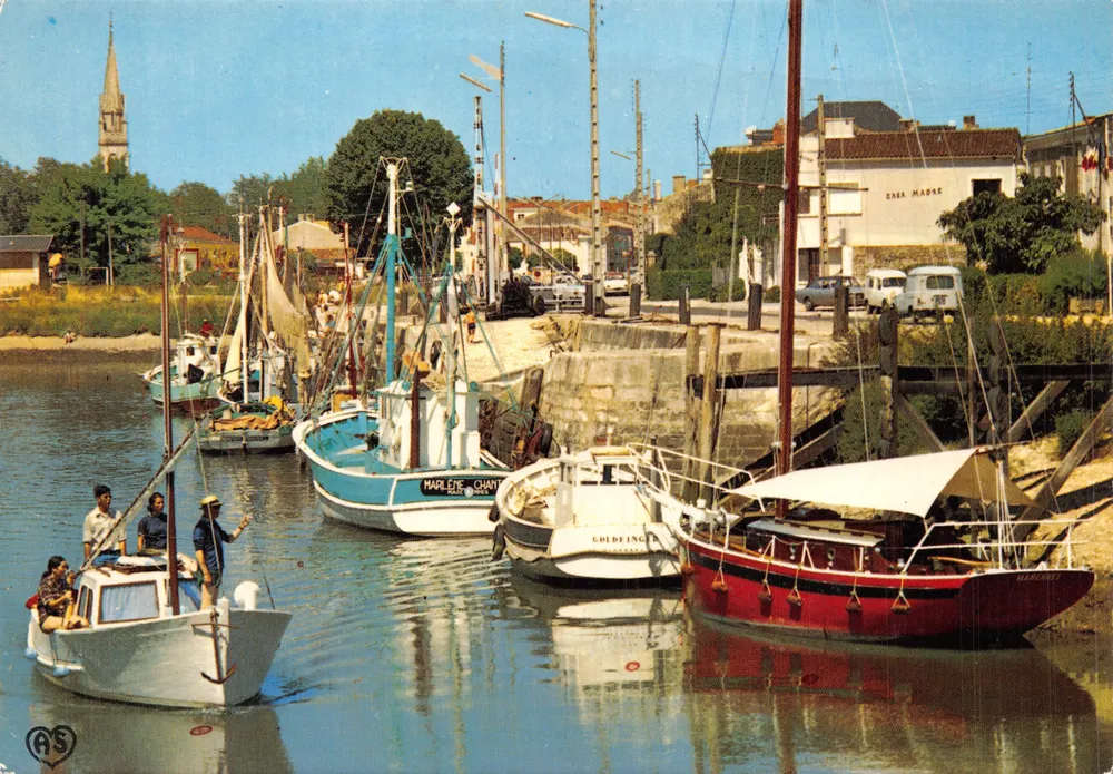 La Tremblade (17) — Der Hafen und der Turm — Natürliche Farben - Vorderseite