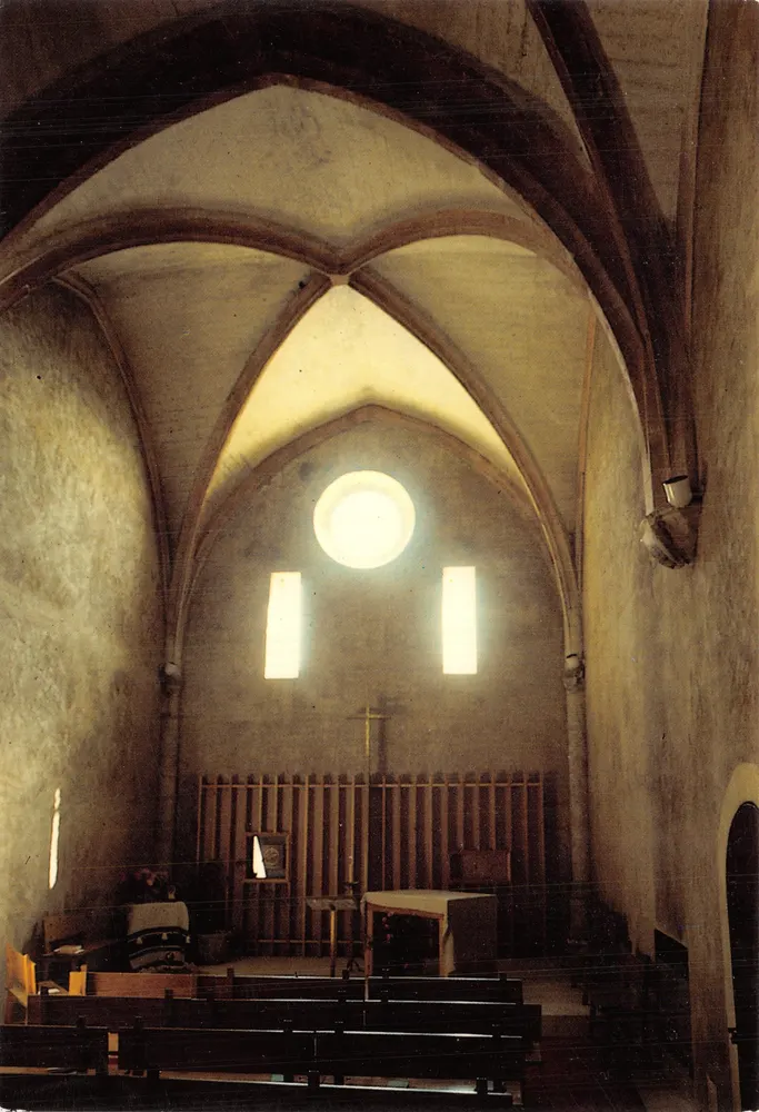Intérieur de l'église — Abbaye Saint-Pierre de Canons — Éditions de Provence G.A.L. - Recto