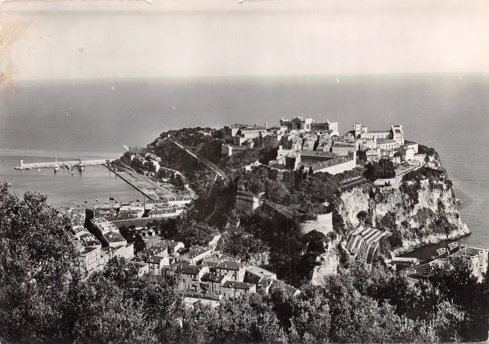 Allgemeiner Blick auf den Rocher — Fürstentum Monaco — Edition Palais de Monaco n°7135 - Vorderseite