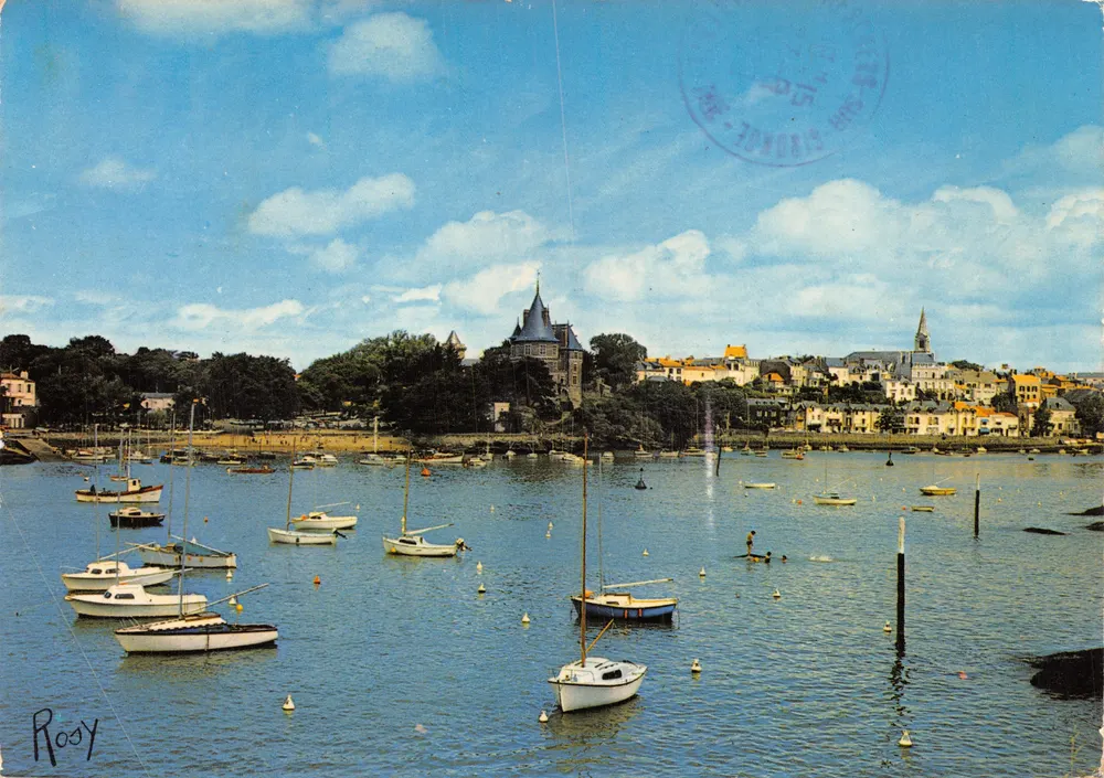 Pornic — vue générale de la côte et de la ville — Rooy - Recto