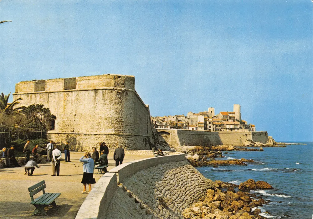 Der Bastion - Die Mauern, Antibes — Editions d'Art MONTEIL, n° 787 - Vorderseite