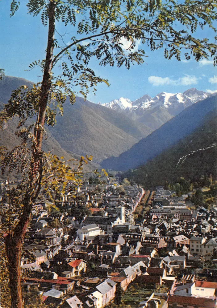 Luchon — Allgemeiner Blick und der Hafen von Vénasque (Höhe 2413 m) — Éditions Panzol - Vorderseite