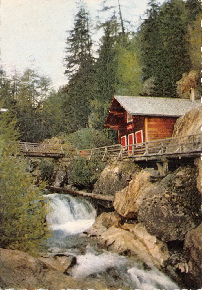 Wasserfall bei Berard — Ansicht des Wasserfalls und des Holzchalets — Éditions « LA CAPITALE » n°101 - Vorderseite