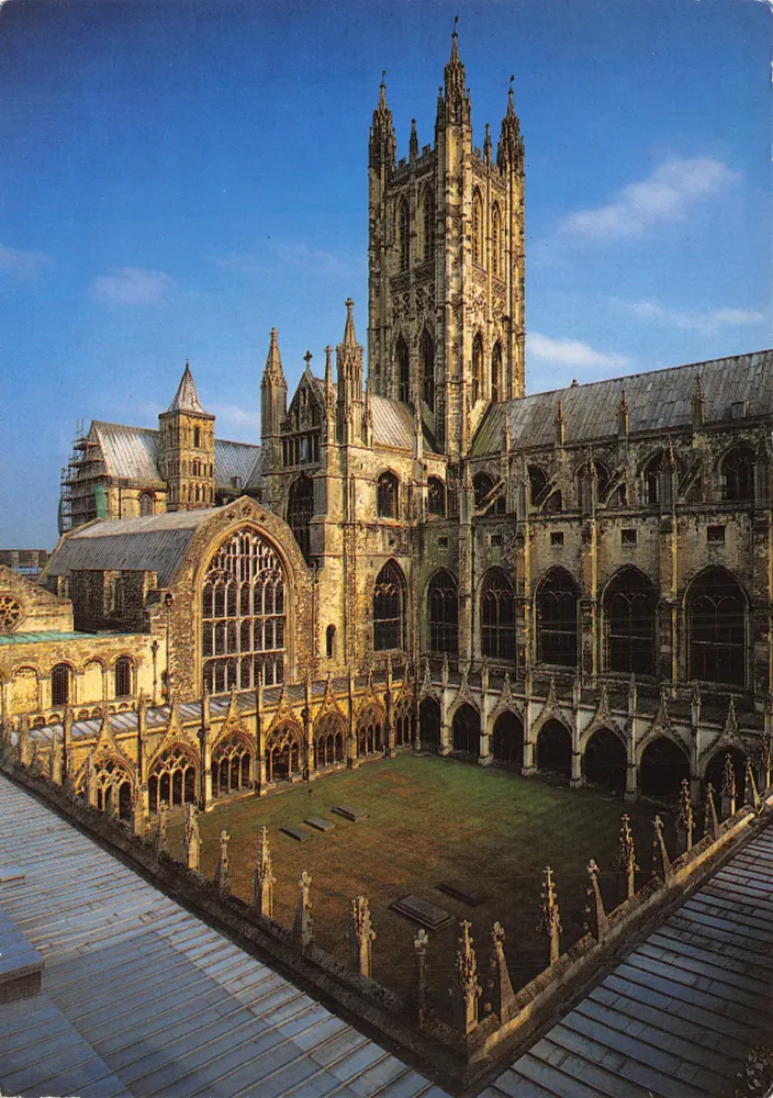 Aussicht auf den Cloister — Kathedrale von Canterbury — Verlag Cathedral Gifts Ltd. n° 8861 - Vorderseite