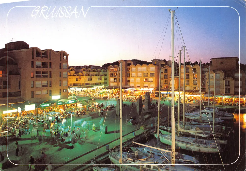 Gruissan — nächtlicher Markt am Hafen — S.A. APA-POUX - ALBI - Vorderseite