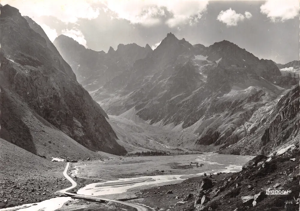 Das Feld der Madame Carle — Die Ecrins — Editions F. Francou - Vorderseite