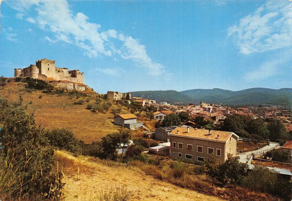 Greoux-les-Bains — Stadt, die vom Schloss der Templer dominiert wird — Edition Otiscolor, NICE - Vorderseite