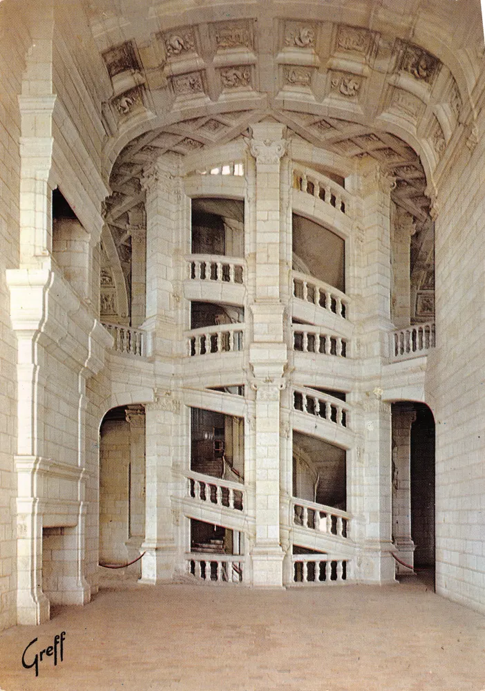 Chambord — Grand spiral staircase with double handrail — Greff - Front