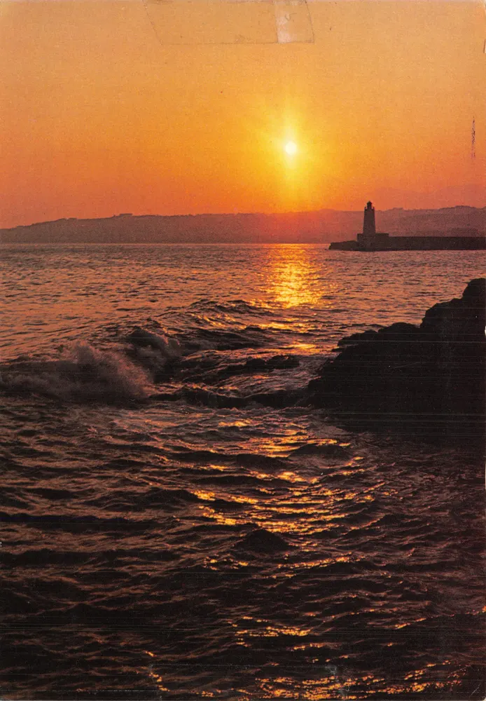 Sonnenuntergang über das Mittelmeer — Leuchtturm im Hintergrund — Edition de la Banquière - Vorderseite