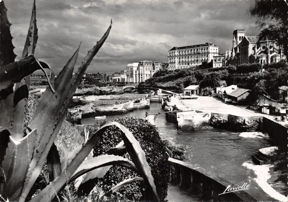 Der Hafen der Fischer — Biarritz — Verlag Lavielle, Nr. G. 1043 - Vorderseite