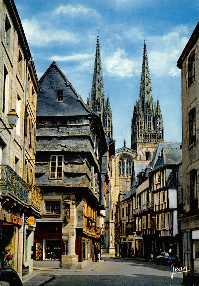 Quimper — rue Kéréon et flèches de la cathédrale — Audierne Éditions - Recto