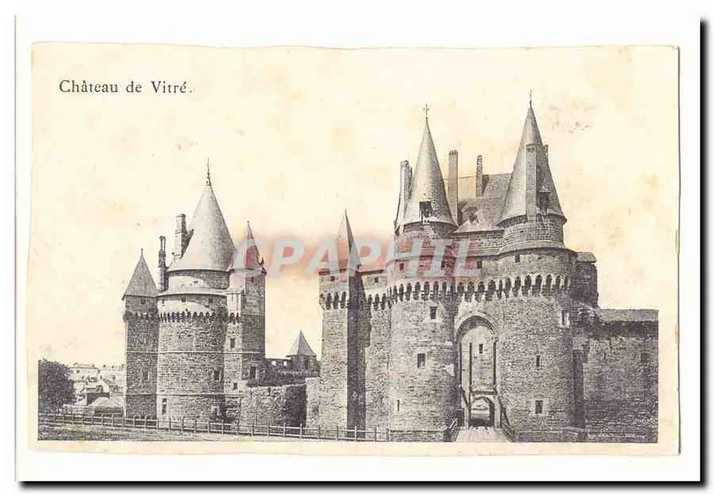 Castelo de Vitré — vista do castelo fortificado com torres cônicas — editor não visível - Frente