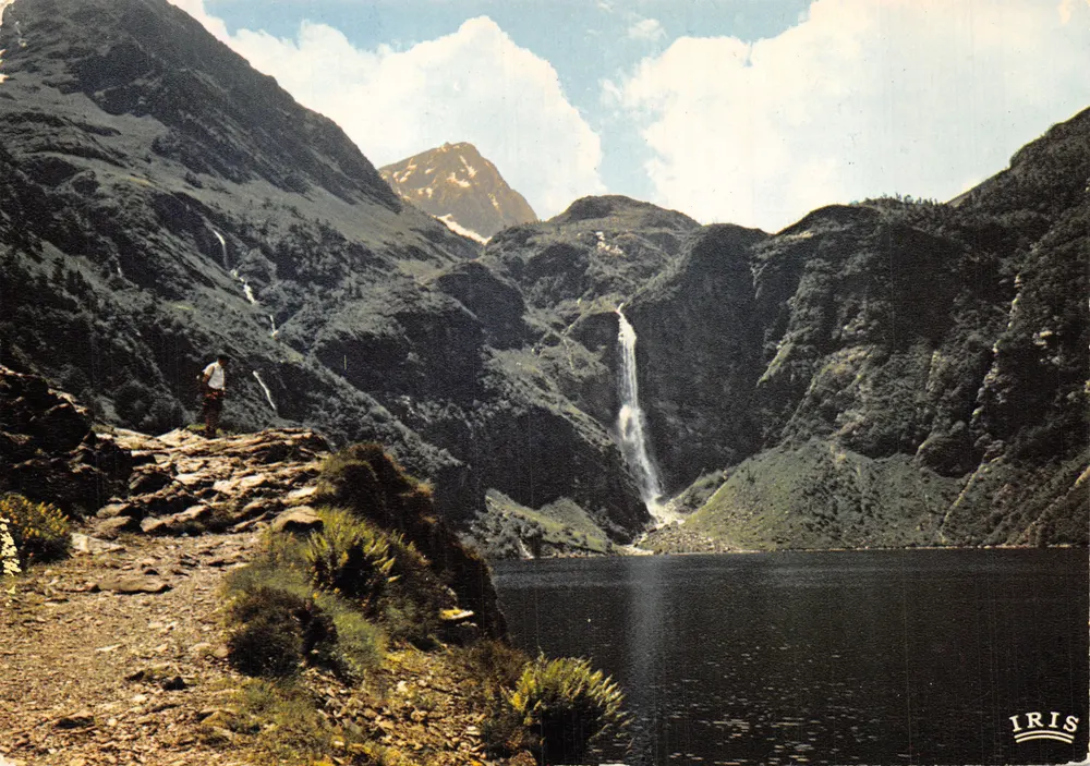 See Oô und seine Wasserfall — Panoramablick mit 273 m Wasserfall — Verlag IRIS - Vorderseite