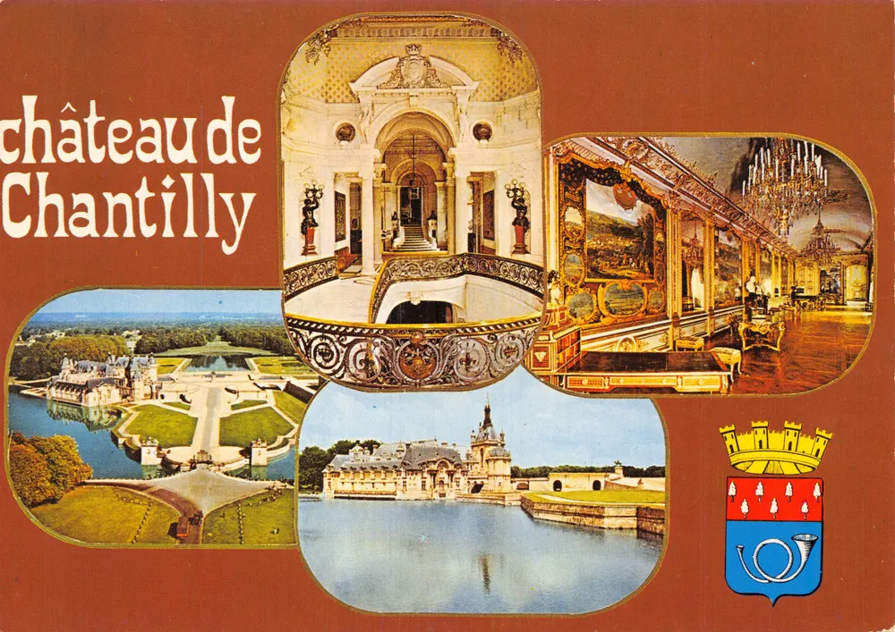 Schloss Chantilly — Panoramablick und Innenaufnahmen — Verlag Combier Imprimeur Mâcon - Vorderseite
