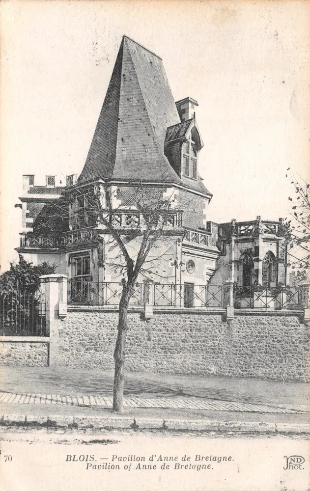 Blois — Pavillon von Anne von Bretagne — JND Phot - Vorderseite