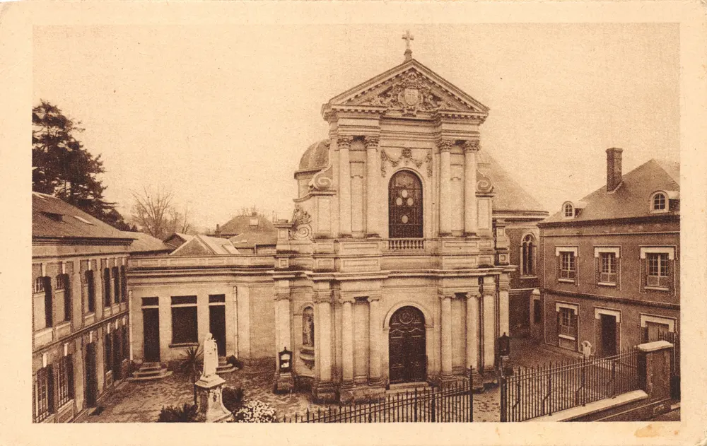 Chapelle des Carmélites de Lisieux — Façade — éditeur Béchard - Recto