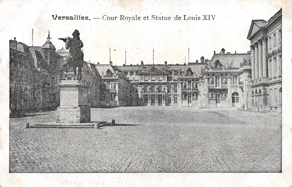 Versailles — Königlicher Hof und Statue von Ludwig XIV — Verleger: A. Lévy, Nr. 123 - Vorderseite