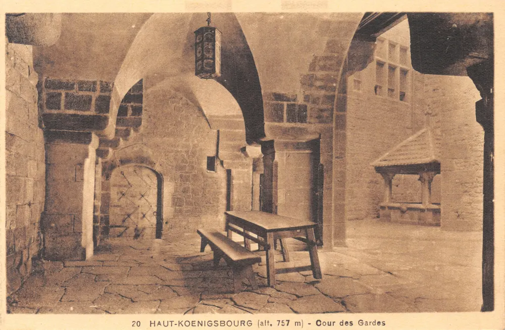 Hoch Koenigsbourg — Cour des Gardes (Höhe 757 m) — Sonderausgabe des Schlosses - Vorderseite
