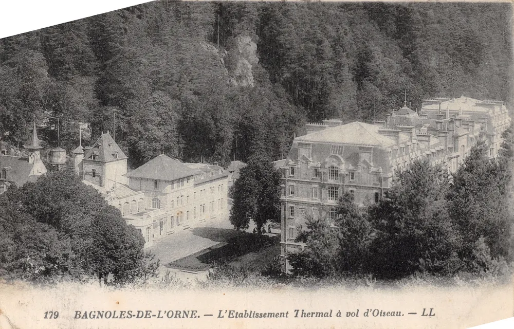 Bagnoles-de-l'Orne — Ansicht des Thermalbades von oben — LL, n° 179 - Vorderseite
