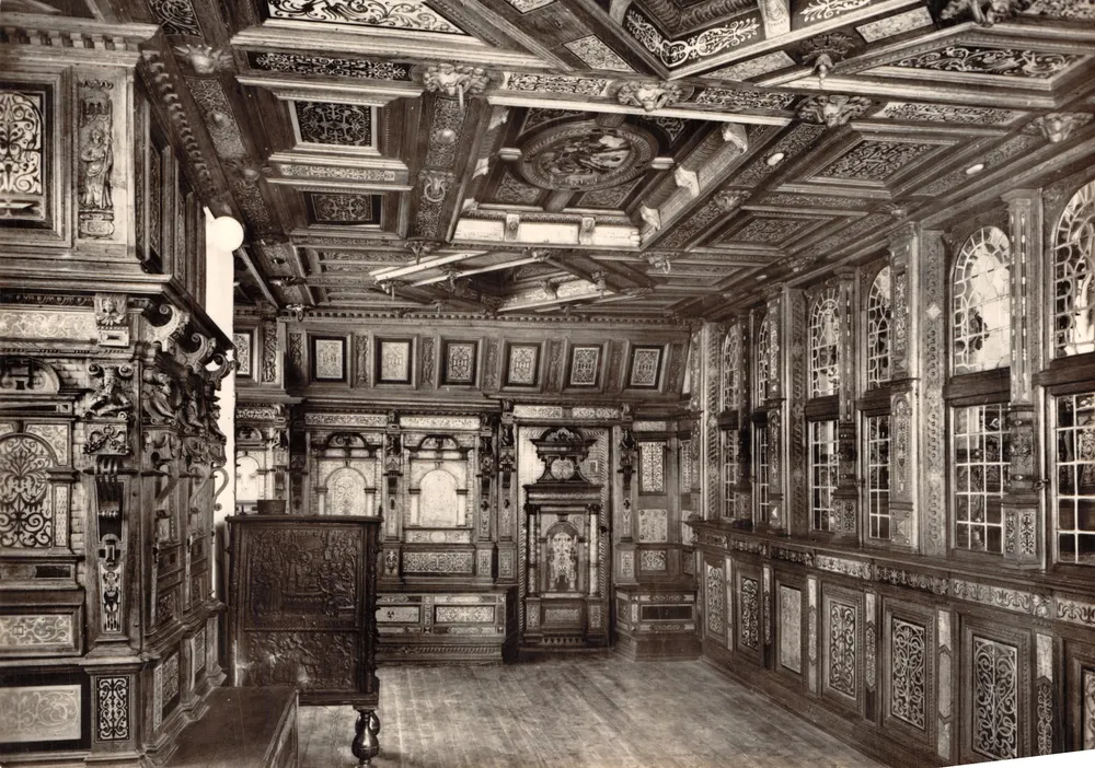 Reich verziertes Innere — Kapelle des Schlosses Gottorf — Verleger Schlesw.-Holst. Landesmuseum - Vorderseite