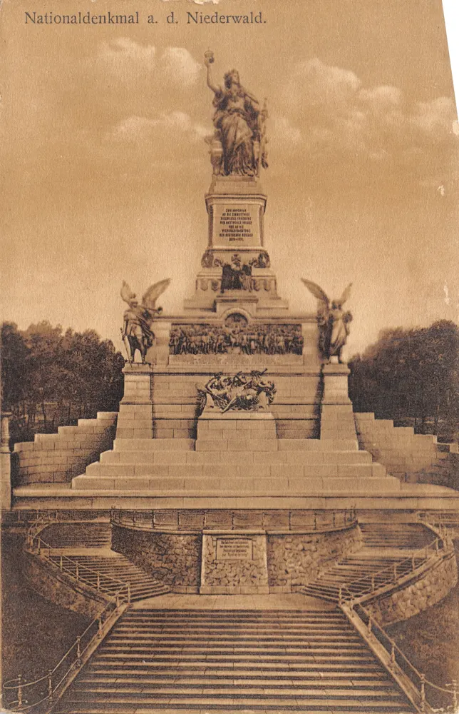 Nationaldenkmal am Niederwald — gedächtnismonument mit zentraler Statue und Reliefs — Verleger nicht sichtbar - Vorderseite