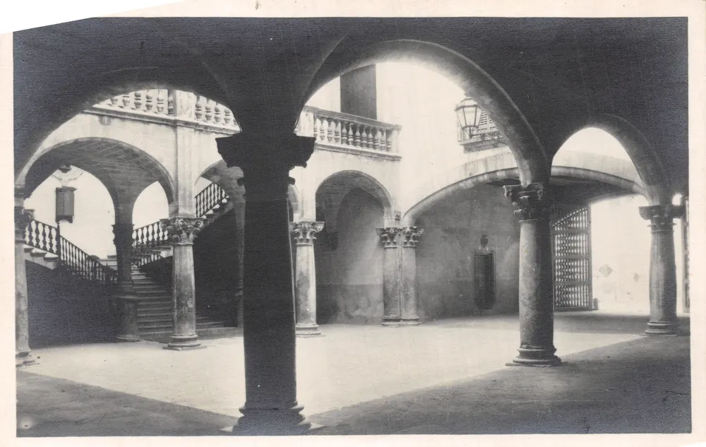 Patio de la Casa Vivót — Palma de Mallorca — Tarjeta Postal - Recto