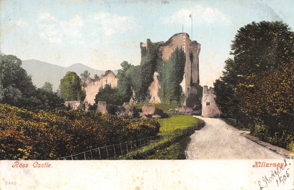 Ross Castle — Ruinen eines mittelalterlichen Schlosses — Verlag L. Hurdle, Nr. 5440 - Vorderseite