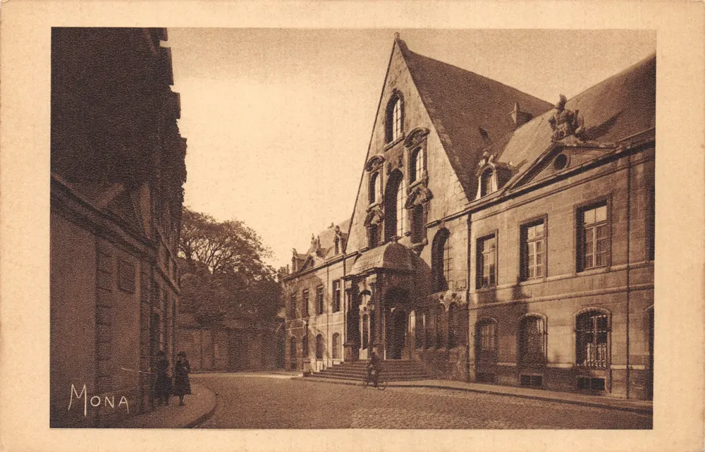 Das Palast der Justiz in Dijon — ehemaliger Sitz des Parlaments von Burgund — Verlag MONA - Vorderseite