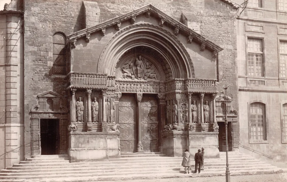 Arles — Kirche Saint-Trophime — Photo VIGNAL-Arles - Vorderseite
