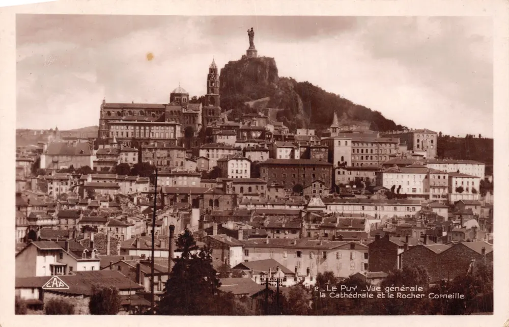 Le Puy — Allgemeiner Blick: Die Kathedrale und der Rocher Corneille — Verlag CAA - Vorderseite