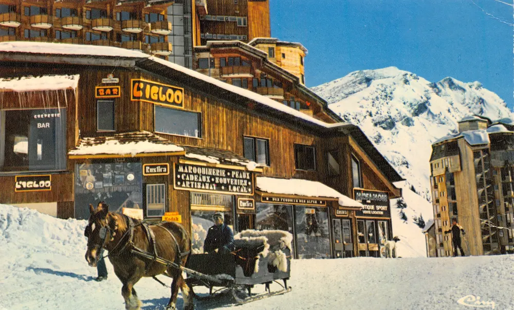 Das IGLOO — Bergbauernhof mit Pferdeschlitten — Verlag Rustira - Vorderseite