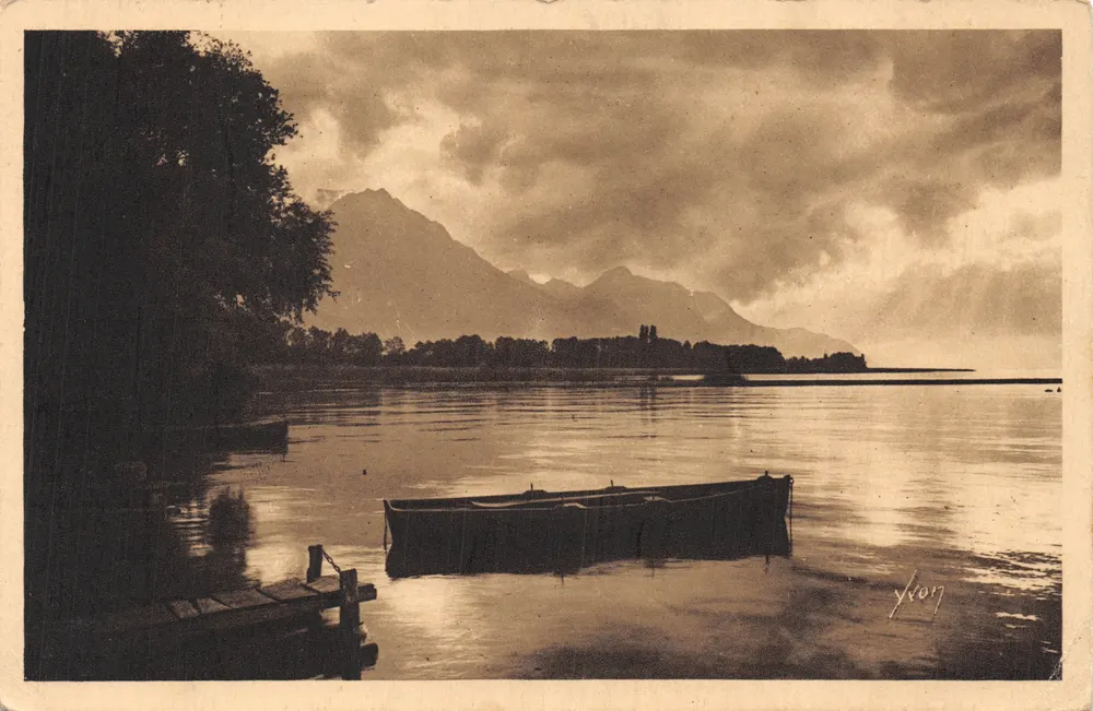 Évian-les-Bains — See Léman mit Bergen im Hintergrund — Éditions d'Art YVON - Vorderseite
