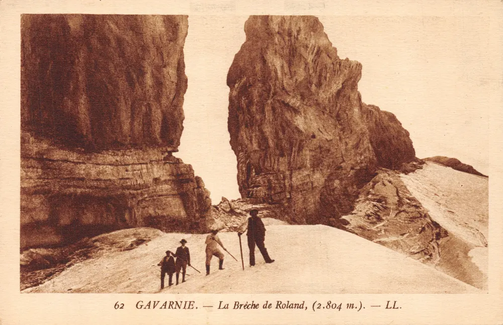 Gavarnie — La Brèche de Roland, (2.804 m.) — LL - Recto