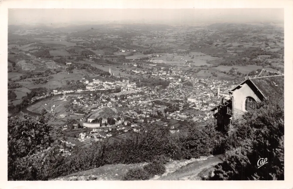 Lourdes — Allgemeiner Blick von Pic-du-Jer — Verlag Magasin général - Vorderseite