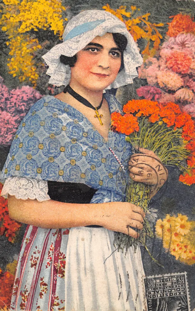 Femme au bouquet de fleurs — Exposition Coloniale 1931 — Munier, Nice - Recto