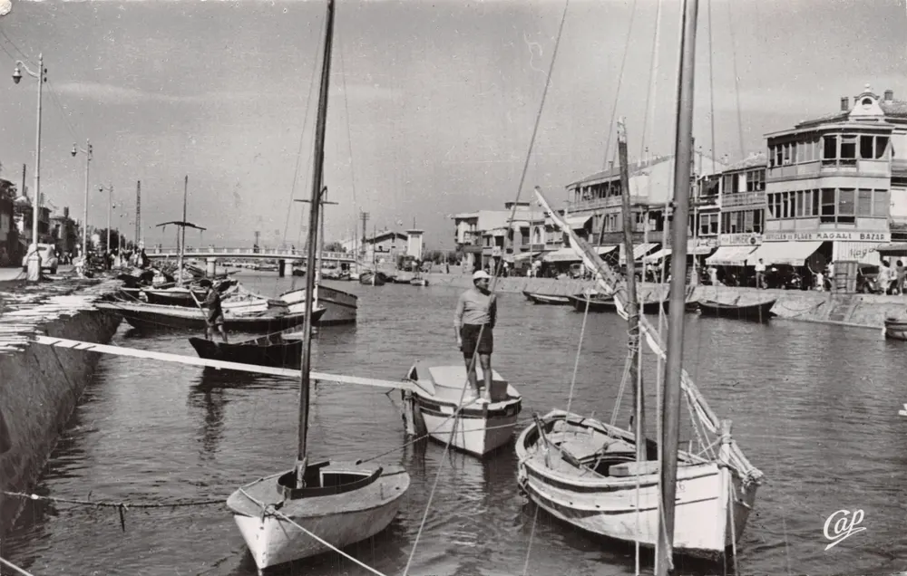 Palavas-les-Flots — Ansicht des Brücke von den Kais — Verlag REAL-PHOTO, Nr. 16 - Vorderseite