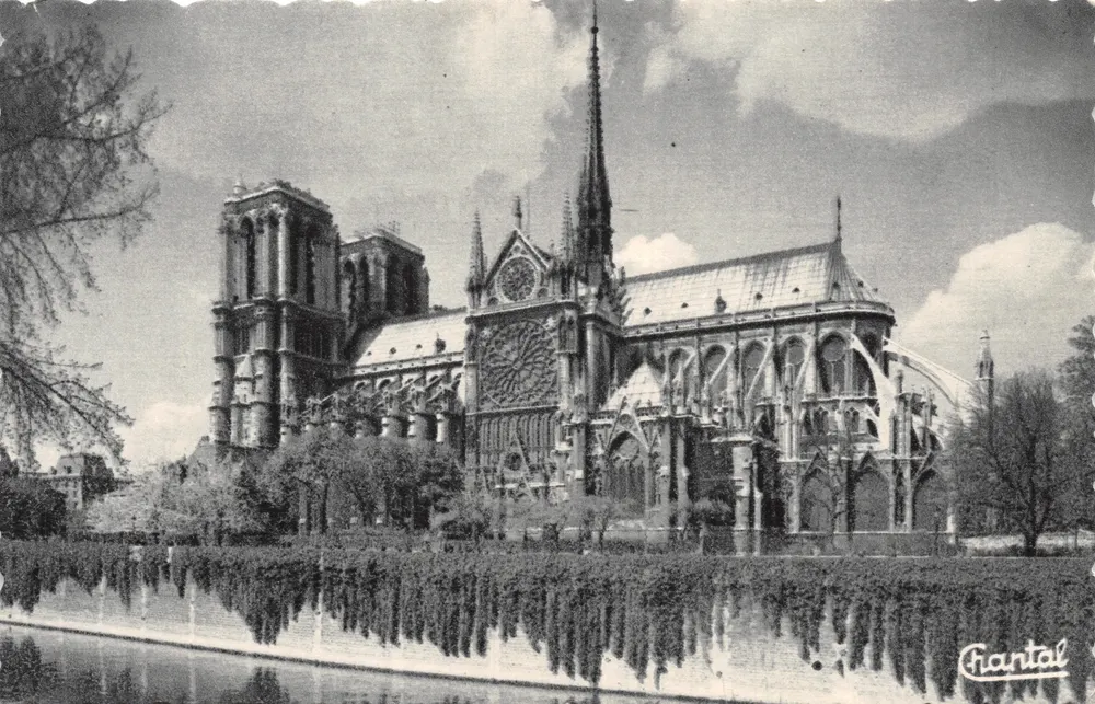 Notre-Dame de Paris — Ansicht der Fassade und des Turms — Verleger Chantal - Vorderseite