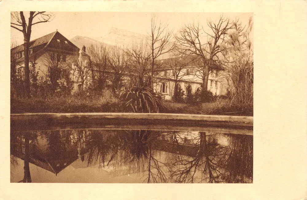 Das Dominikanerkloster — Ansicht des Gartens — Cliché J. Lançon - Chambéry - Vorderseite