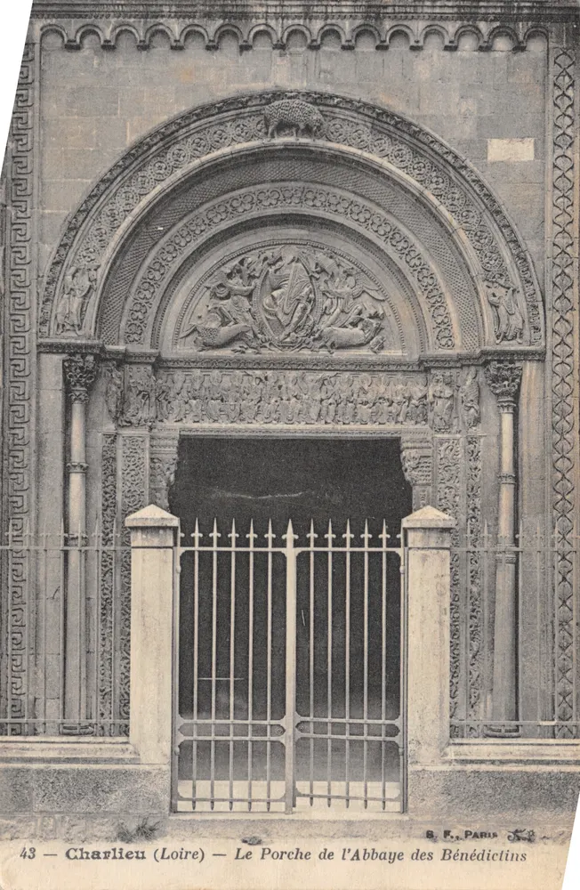 Charlieu (Loire) — Der Portal der Benediktinerabtei — B. F. PARIS - Vorderseite