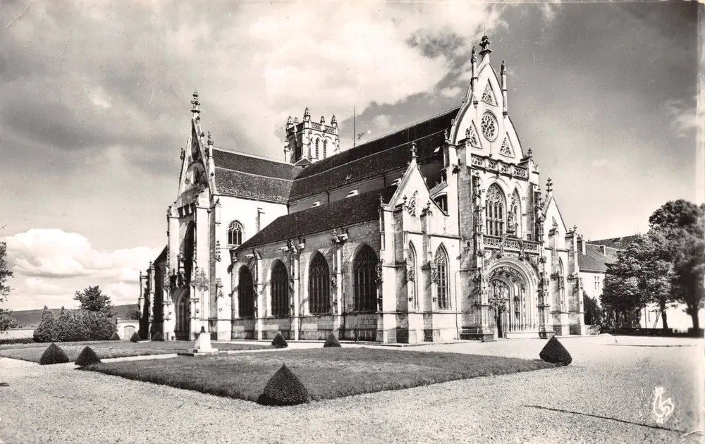 Bourg (Ain) — Die Kirche — Verlag: Les Tirages Modernes, Paris - Vorderseite