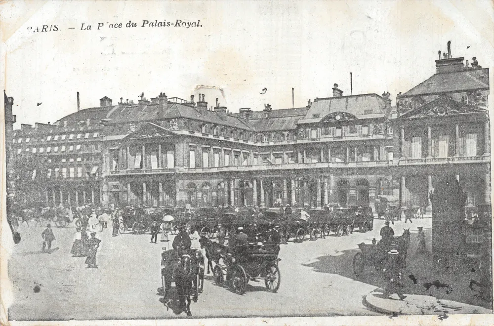 Paris — Der Place du Palais-Royal — Verlag nicht sichtbar, Seriennummer nicht lesbar - Vorderseite