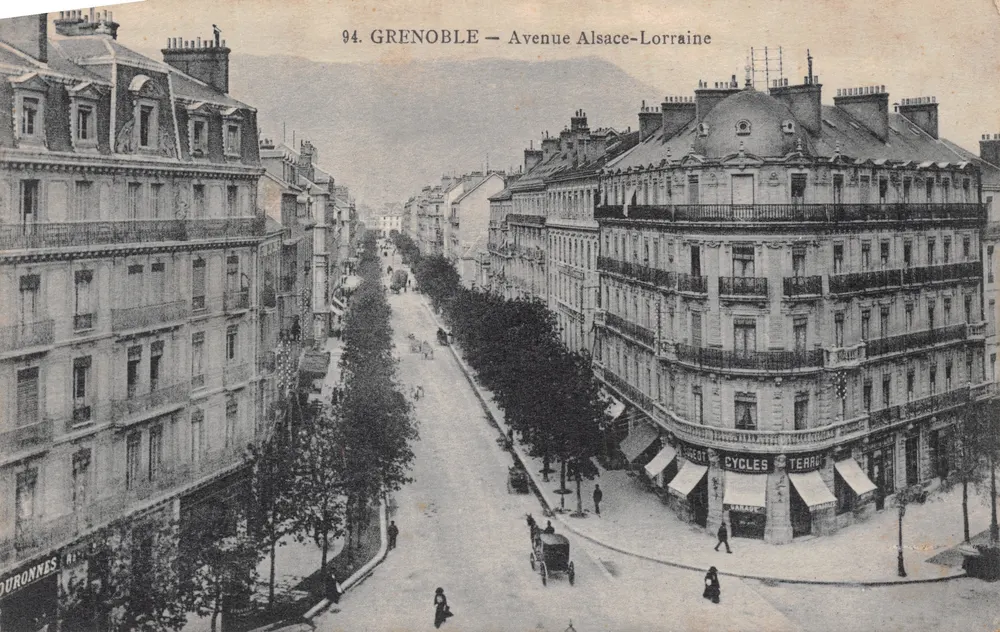 Grenoble — Avenue Alsace-Lorraine — Gaude, Foto. Verlag Grenoble - Vorderseite