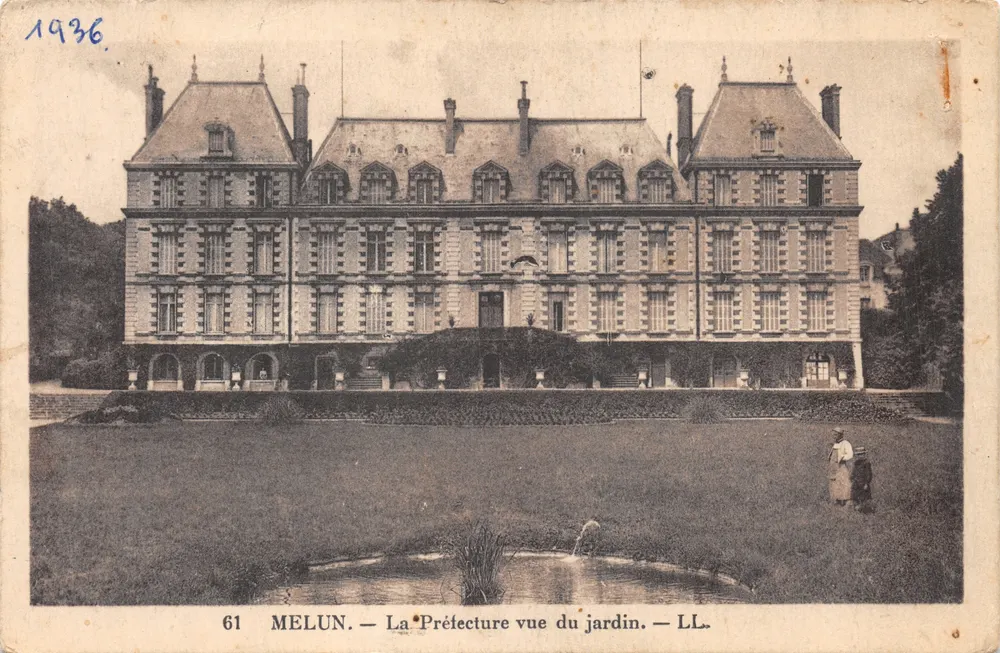 MELUN — La Préfecture vue du jardin — LL. — n° 61 - Recto