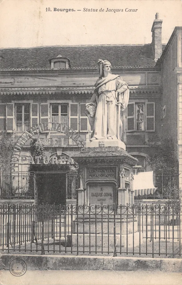 Bourges — Statue des Jacques Cœur — Photographie von J. Tatureau - Vorderseite