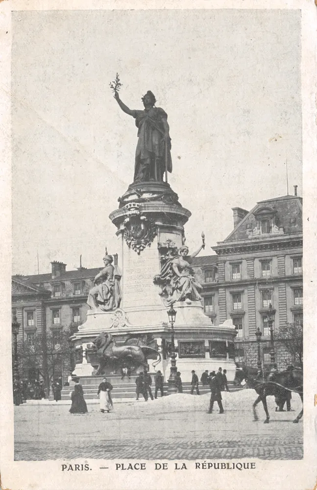 Paris — Place de la République — Monument de la République - Recto